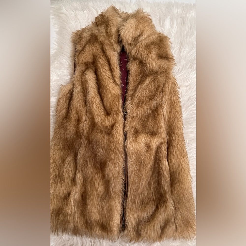 Zara Faux Fur vest for girls